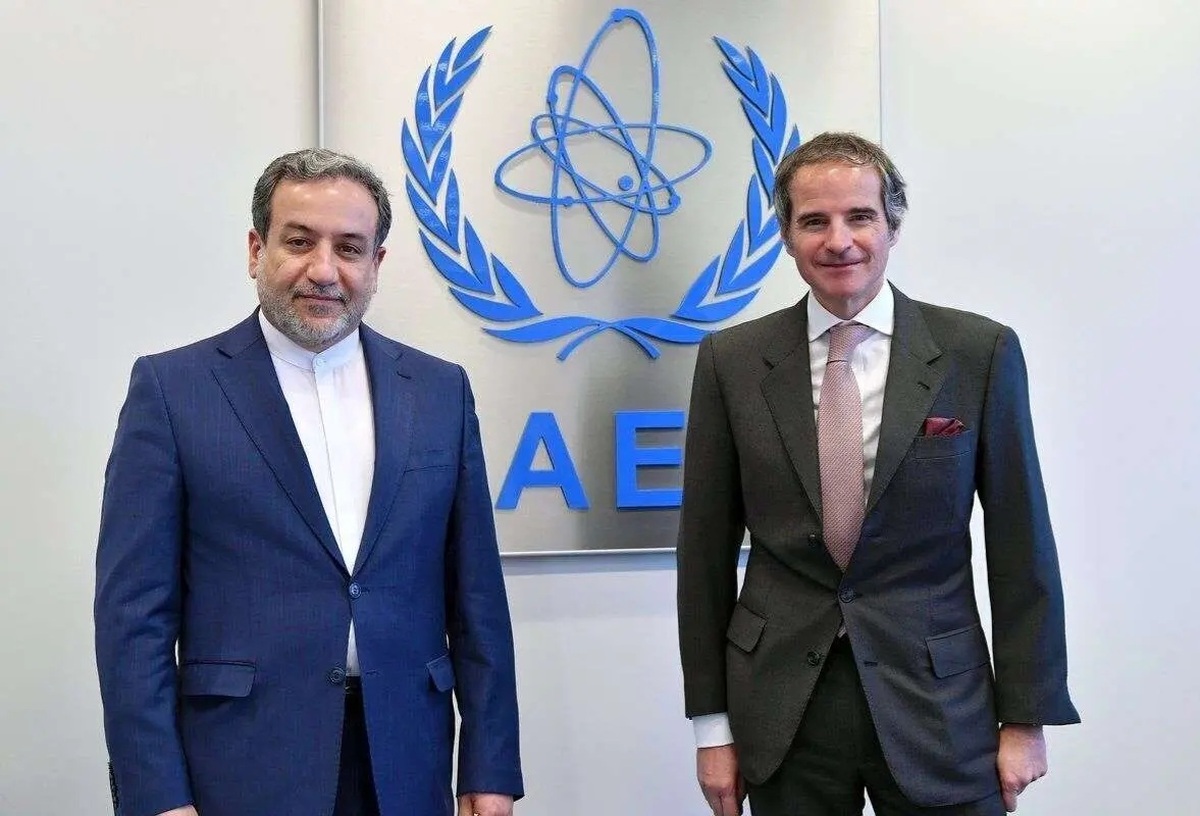 گفتوگوی تلفنی مدیرکل آژانس بینالمللی انرژی اتمی با وزیر امور خارجه