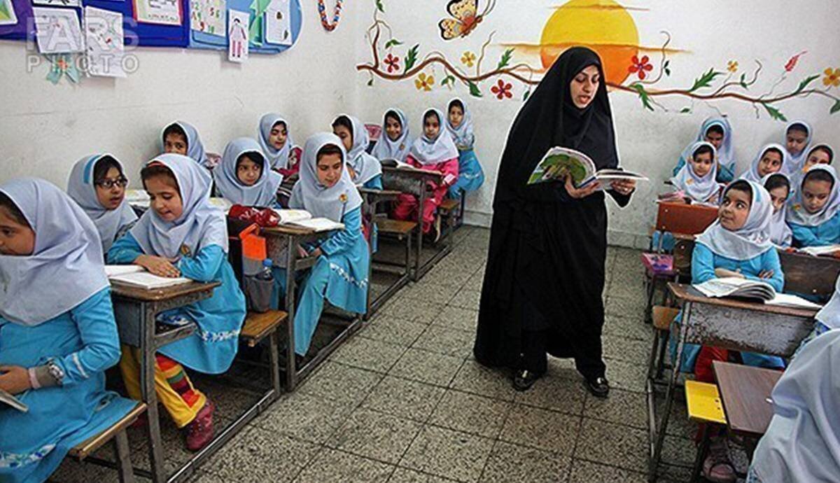 شروط ورود معلمان به مدارس غیردولتی  تعیین ساعات تدریس برای معلمان